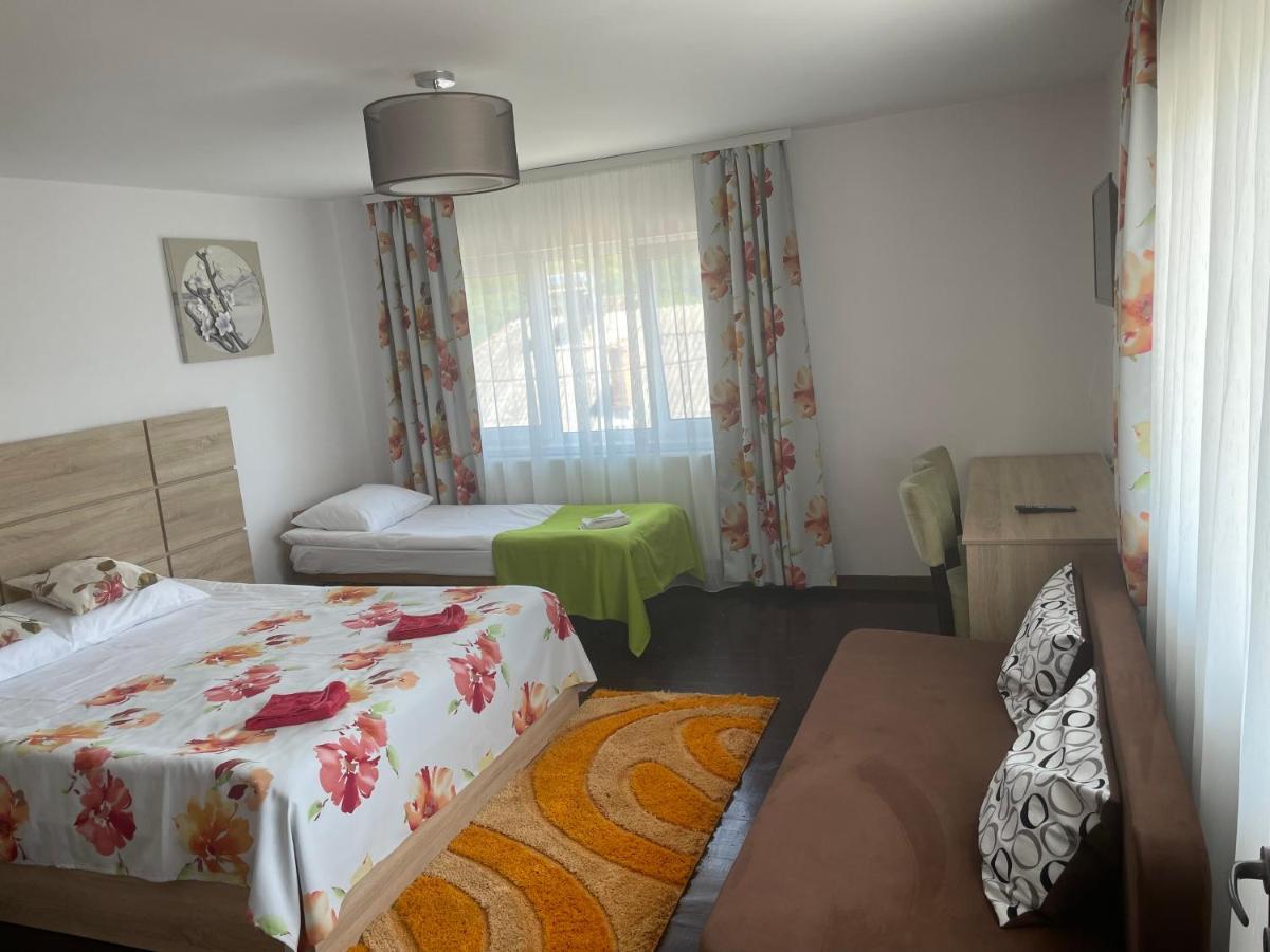 Vila Club Dioda Cicanesti Экстерьер фото