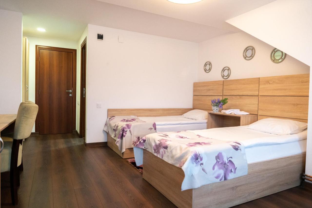 Vila Club Dioda Cicanesti Экстерьер фото
