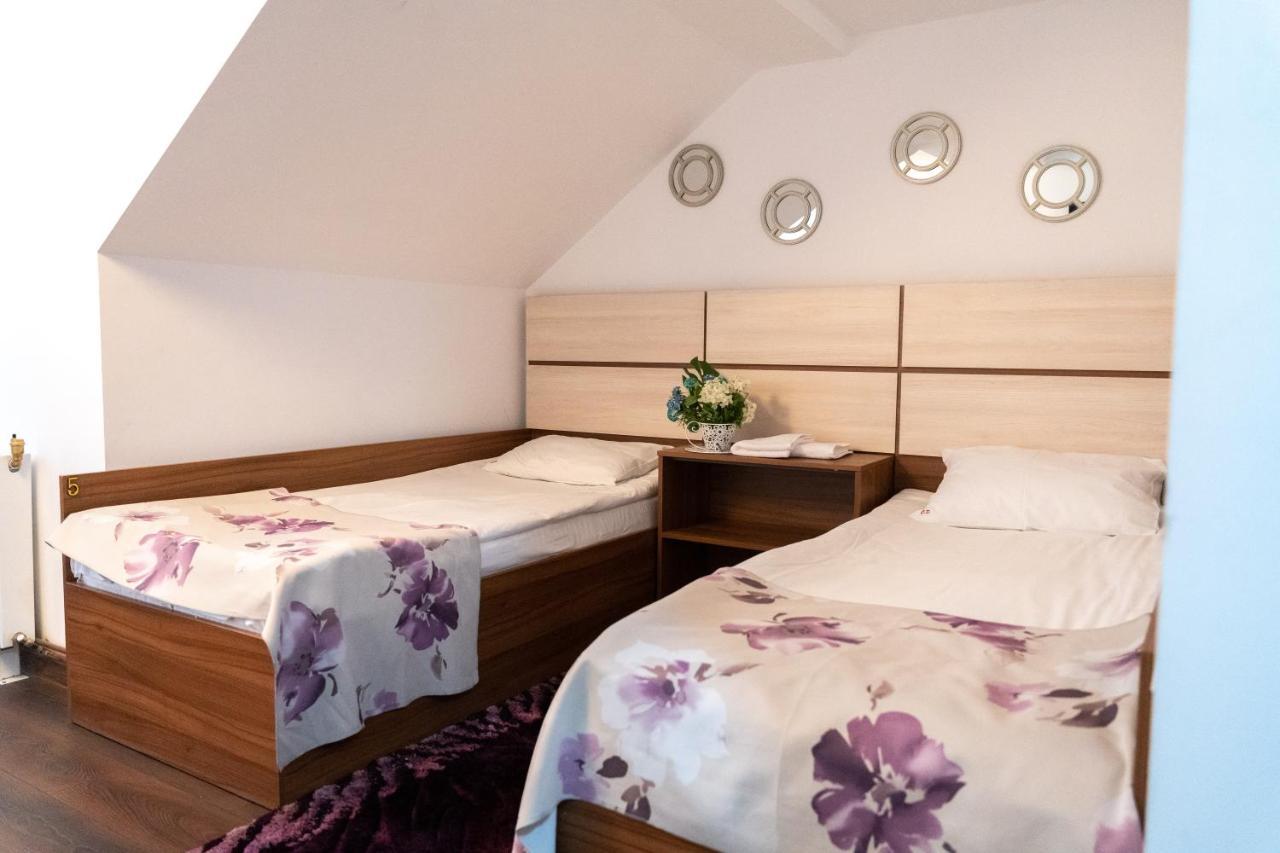 Vila Club Dioda Cicanesti Экстерьер фото